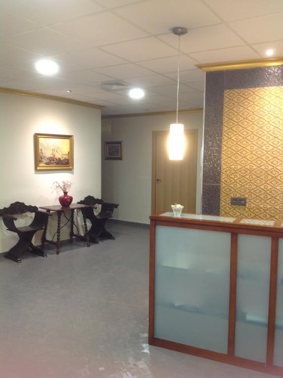 Hostal Bisbal Only Adults No Ac Valencia Eksteriør bilde